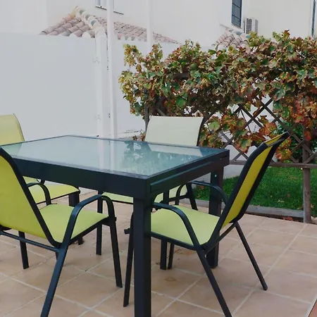 Stylish Private Pool Ideal For Large Family * ネルハ